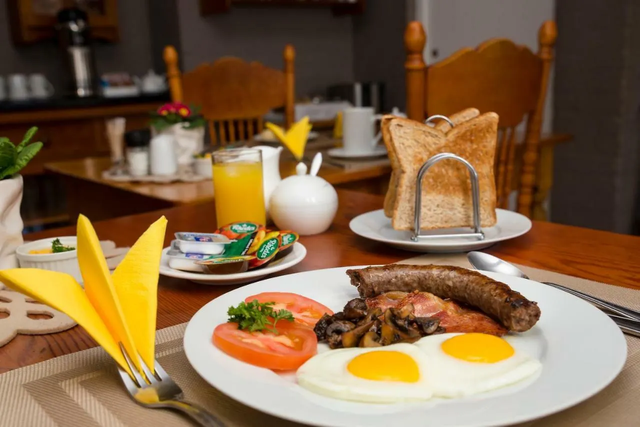 Gasthof Rosendal Guesthouse Kraaifontein